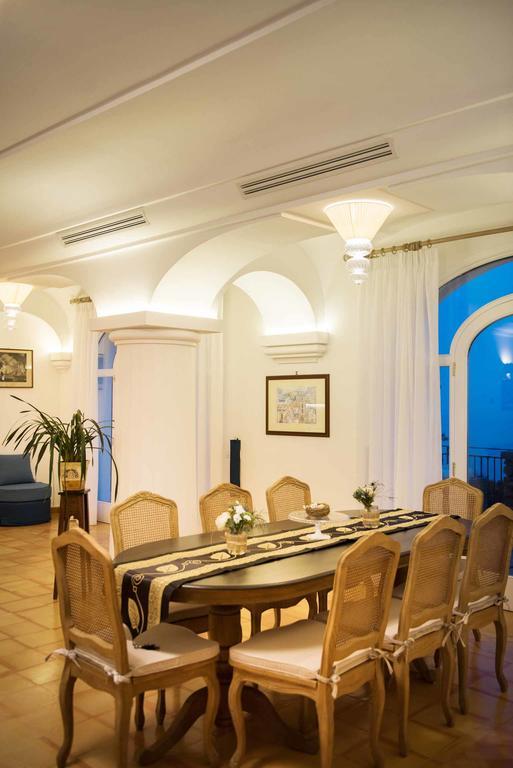 Villa De Rosa Позитано Экстерьер фото