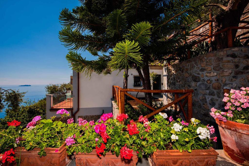 Villa De Rosa Позитано Экстерьер фото